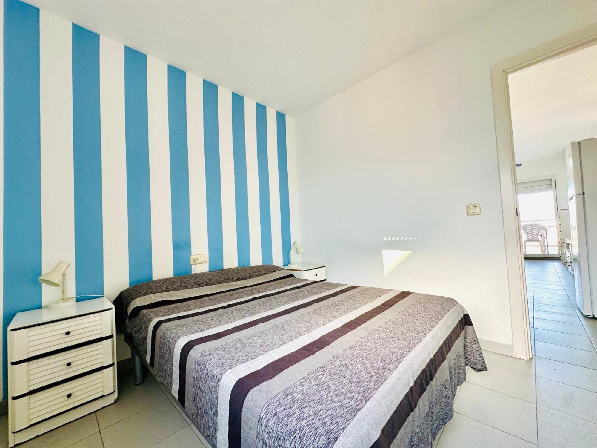 Apartmán Global Immo 3140 Rocmar Roses Exteriér fotografie