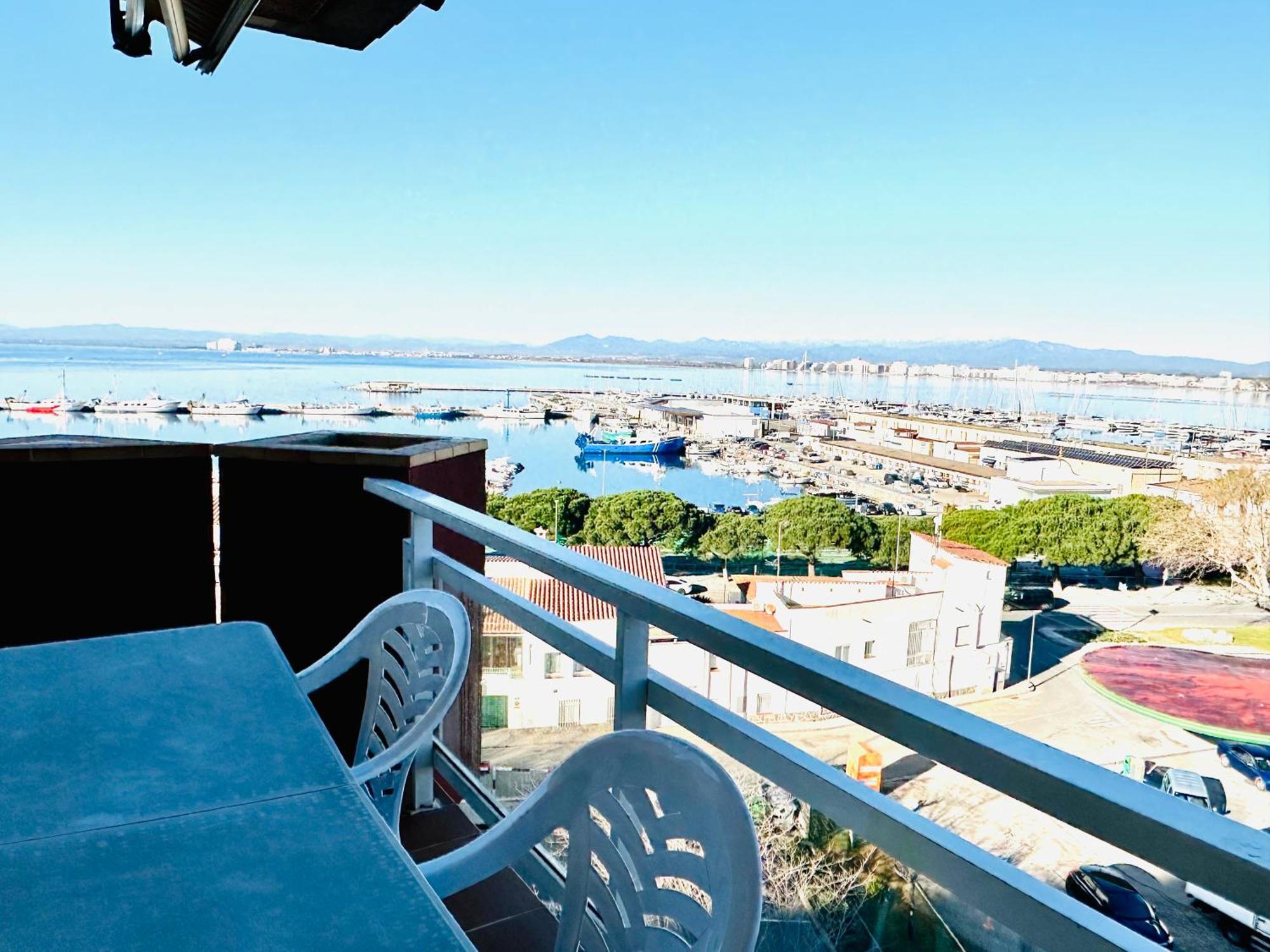 Apartmán Global Immo 3140 Rocmar Roses Exteriér fotografie